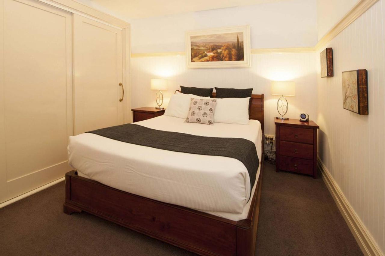 Cobb & Co Court Boutique Hotel Mudgee Buitenkant foto