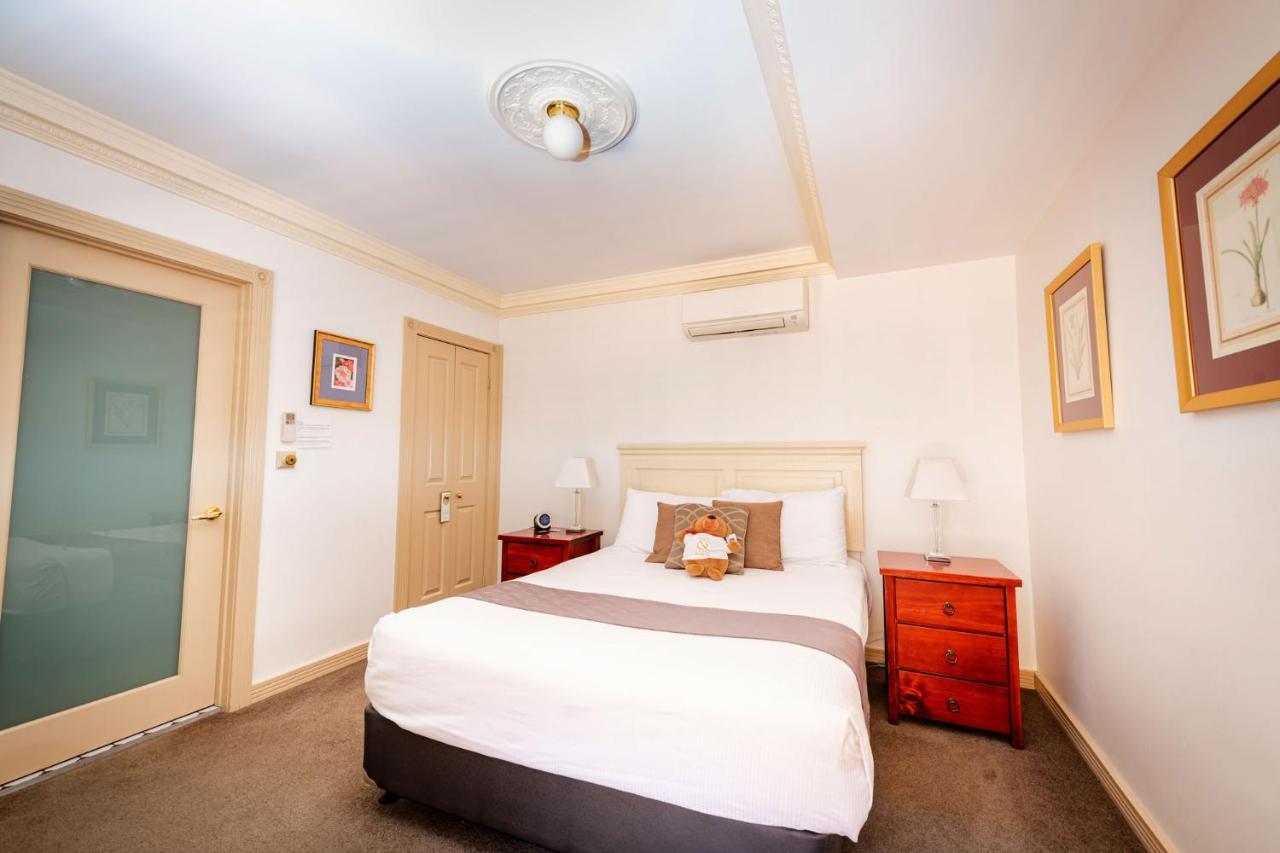 Cobb & Co Court Boutique Hotel Mudgee Buitenkant foto