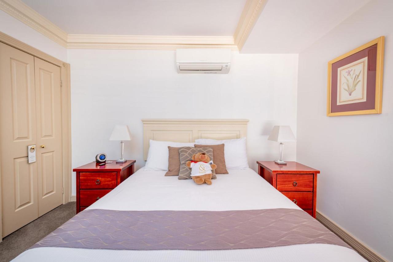 Cobb & Co Court Boutique Hotel Mudgee Buitenkant foto