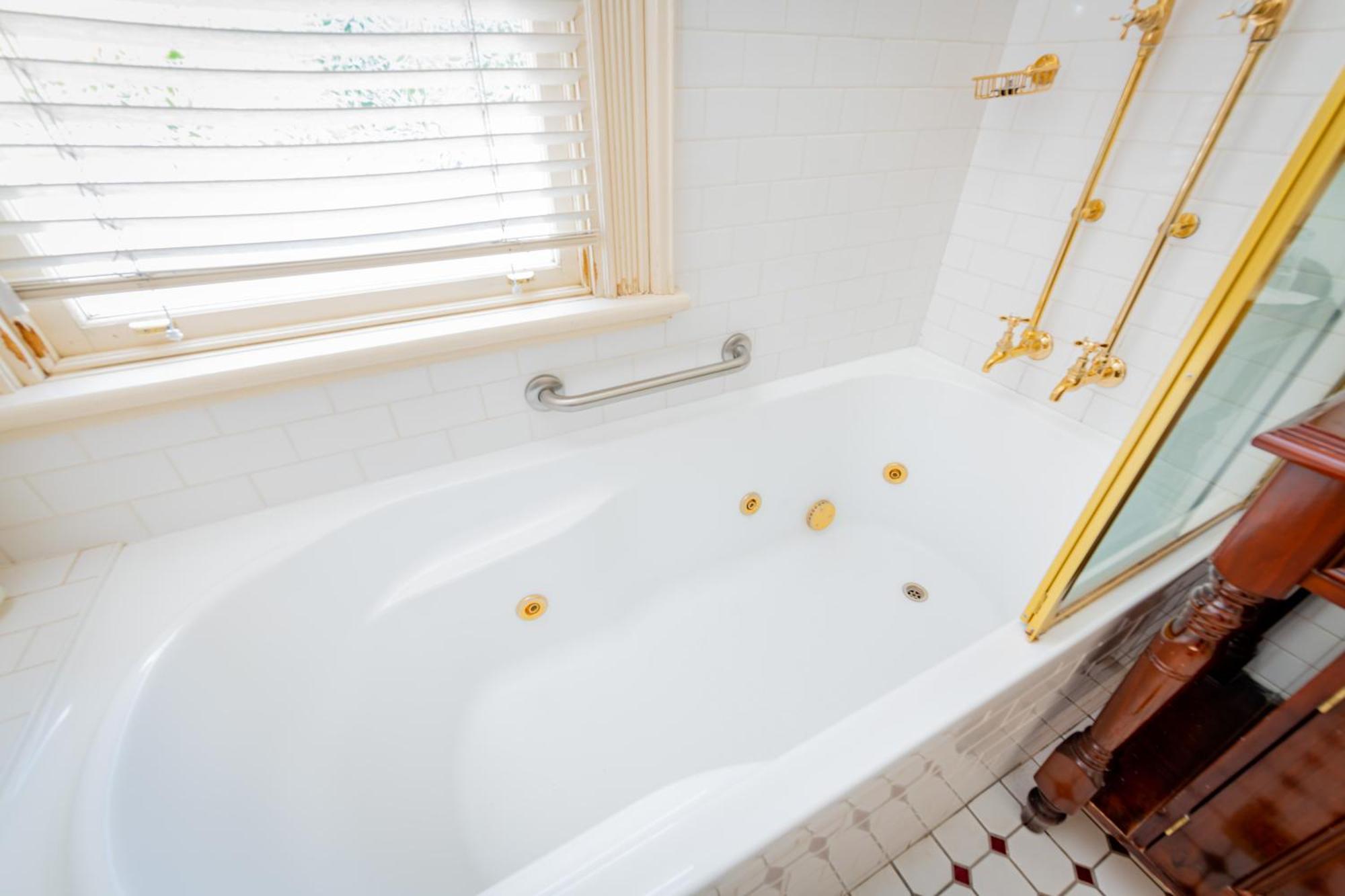 Cobb & Co Court Boutique Hotel Mudgee Buitenkant foto