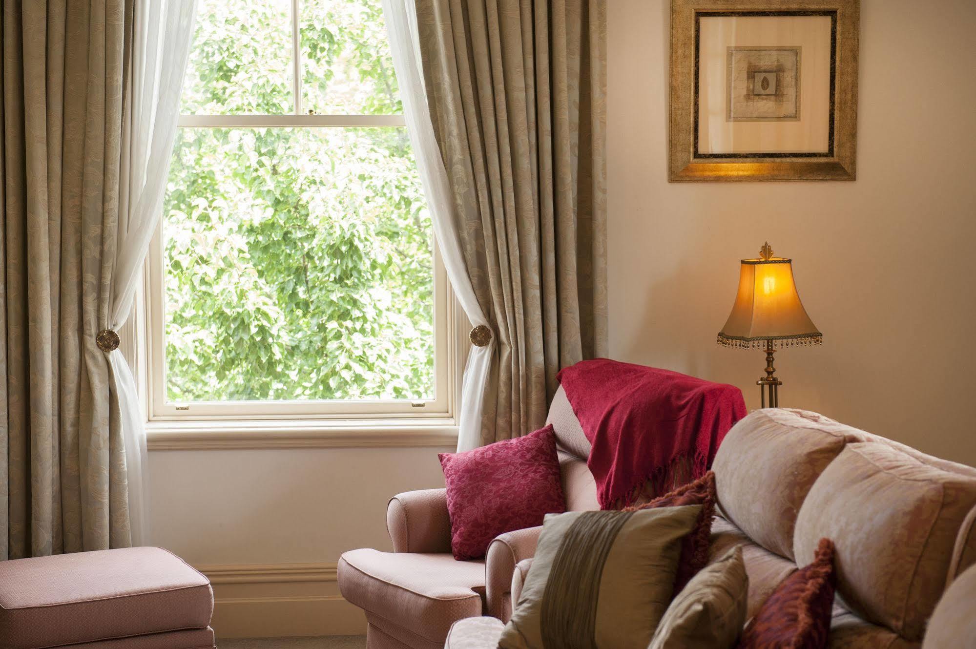 Cobb & Co Court Boutique Hotel Mudgee Buitenkant foto