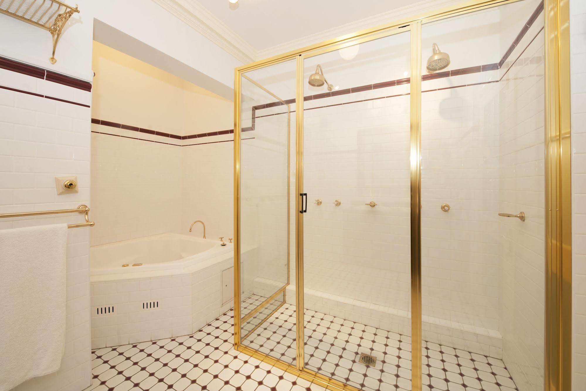 Cobb & Co Court Boutique Hotel Mudgee Buitenkant foto
